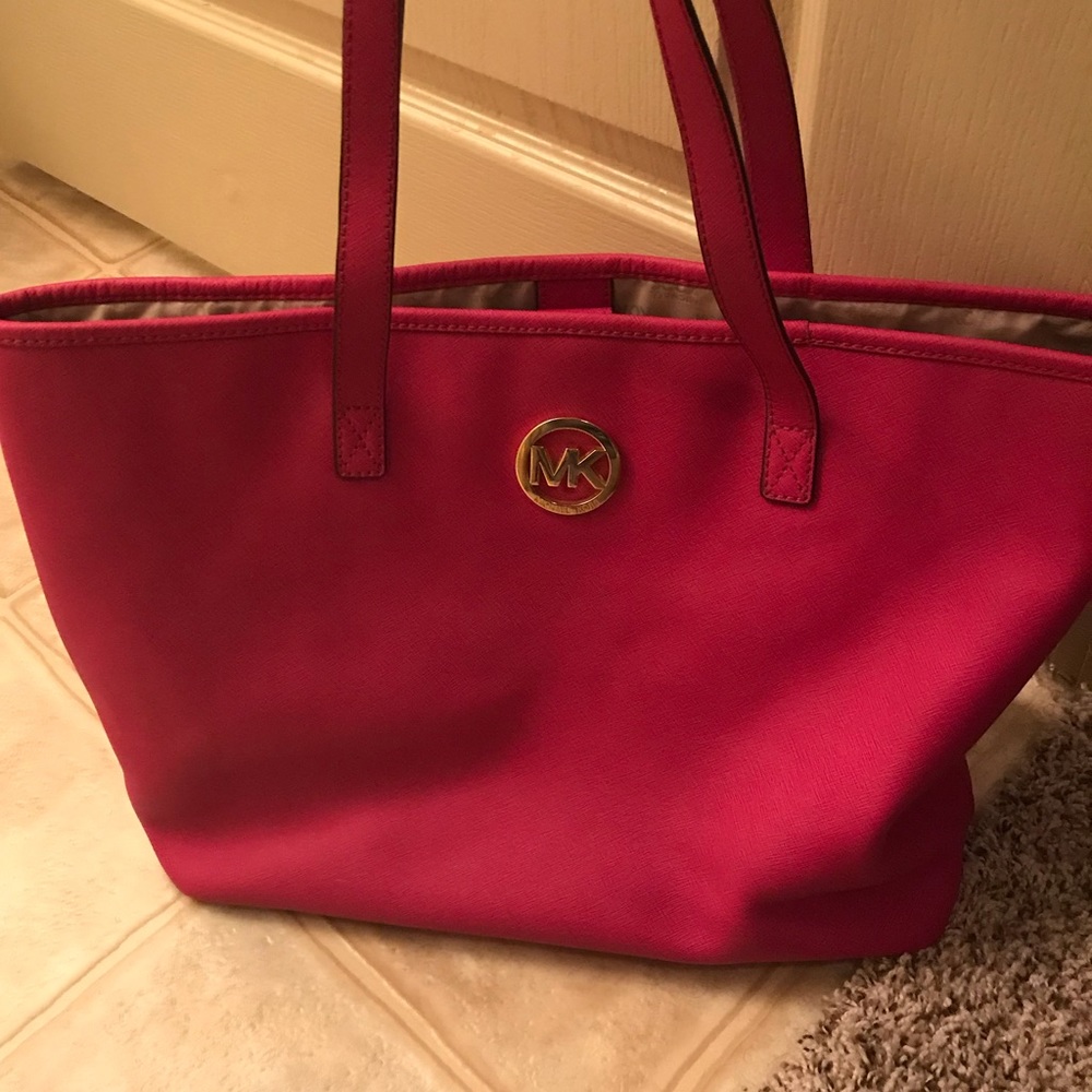 MK purse